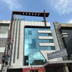 Hotel Cosmopolitan Rooms & Banquet