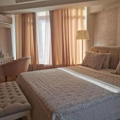 Stunning new design apartment next to park
