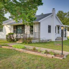 Quaint Horseheads Home with Screened-In Patio!