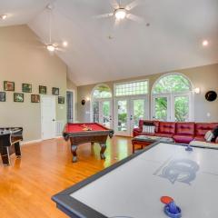 2 Mi to Clemson Central Villa with Deck, Near Lakes