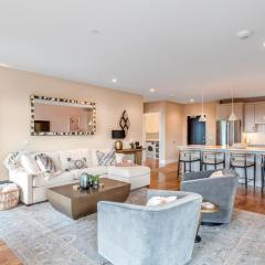 Outstanding Luxury Downtown Condo
