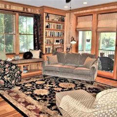 Good Wood 3BR Walking distance to restaurants and shops along the waterfront of Winyah Bay