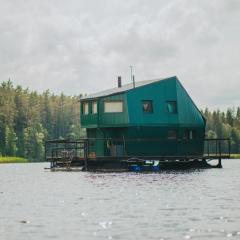 Floating guest house Musters