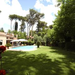 Appia Antica 2BR with swimming pool