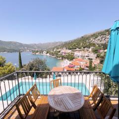 Apartments Villa Marijeta with Free Parking