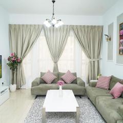 Azure Bliss - Cozy 1BR Haven in Baniyas, Near Baniyas Square