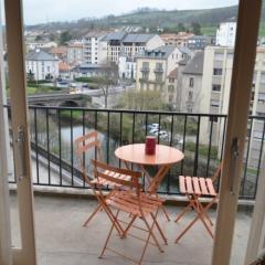 Appartement Aurillac, 2 pièces, 2 personnes - FR-1-742-505