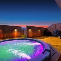 Family Friendly Retreat-HOT TUB