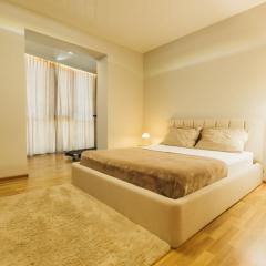 Atlant luxury Big Family Apart on Golovna навпроти ТЦ ДЕПОТ та АТБ