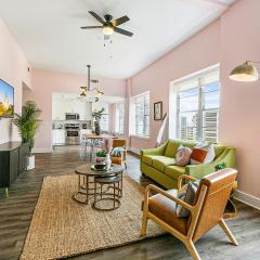 Exquisite 4 Bedroom Luxury condo Just Steps from the French Quarter