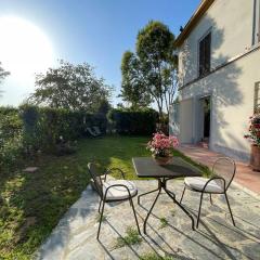 Carpineto1: Appartamento con giardino vicino Siena