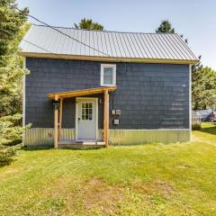 Pet-Friendly Michigan Getaway with Porch and Kayaks!