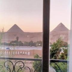 Pyramids & Grand Museum Apartment