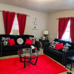 Cozy 1 bed ~ Close to Soaring Eagle and Downtown