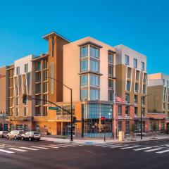 Hilton Garden Inn Burbank Downtown