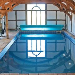 Barnacre Green Cottage with Hot Tub and Private use of Heated Pool