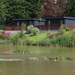 Lakeside Lodges