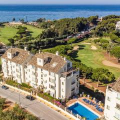 2 Bedroom Gorgeous Apartment In Marbella