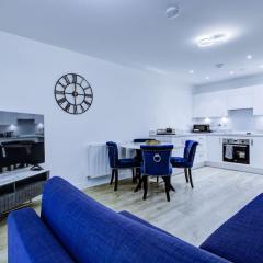 Brand New apartment next to Lakeside Shopping mall, Essex