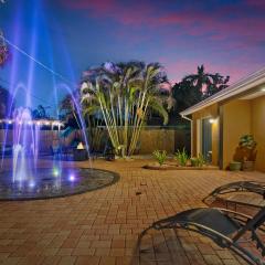 Coastal Villa W Amazing Courtyard - Splash Pad!