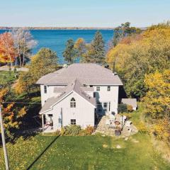 Loyalist Lakehouse with Private Beach