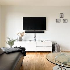 Luxury 3 Bedroom Apt. Leeds Centre