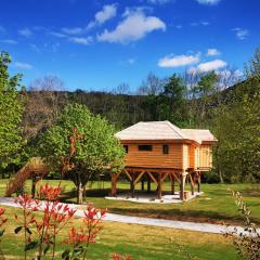 Les Cabanes Suspendues