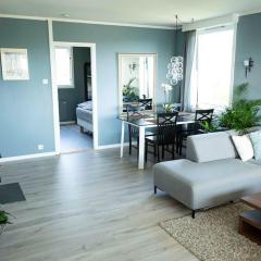 5 minutes to downtown Arendal-Free Parking