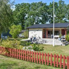 Nice Home In Frjestaden With Wifi And 3 Bedrooms