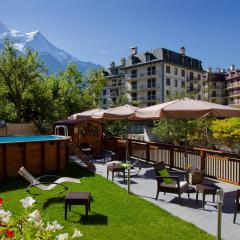 Les Gourmets - Chalet Hotel