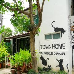 Town Home by The Warehouse Chiang Mai