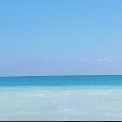 Apartamento junto al mar con WiFi y piscina