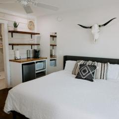 Downtown Studio 3 at Beer Ranch Project Inn