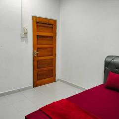 KUALA TERENGGANU GUESTHOUSE-FREE WIFI-NEAR NASI DAGANG ATAS ToL-UNIT A-1 BILIK AIRCOND 2 BILIK KIPAS