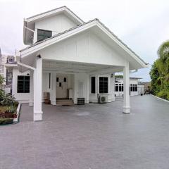 Forest Valley Homestay Bungalow for Family/Group Staycation/Gathering
