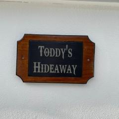 Toddys Hideaway