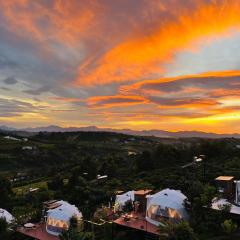 Đamb'ri Top View Farmstay & Glamping