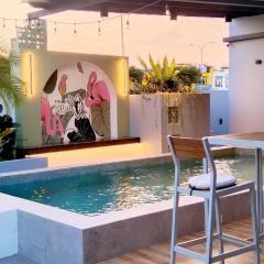 The Hiijo Haus Private Pool & Garden