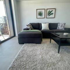 Cosy Stays 1 Bedroom Apartment Rosebery Parking & Balcony Sydney Escape