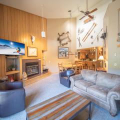 Ski Run 302 by SummitCove Lodging
