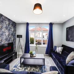 Exquisite London Home - Parking - Sleeps 10