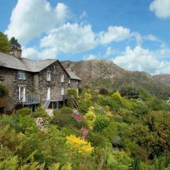 Sun Cottage with stunning lake views, Coniston