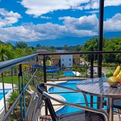 Apartamento Eje Cafetero - hermosa vista a piscinas