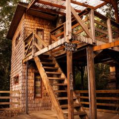 K m 6 River Lodge