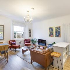 Hidden Gem – Luxe Clifton Apartment with Views