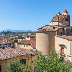 Awesome Apartment In Pescia With Wifi