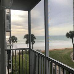 Beachfront Condo! Gulf View From All Rooms, Pool, Chairs Provided