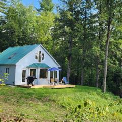 Magical Retreat Cottage. Vermont Cabin Getaway