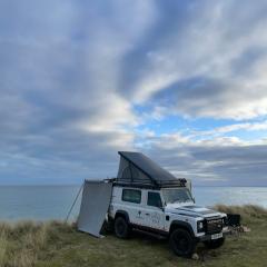 Andy the Landy: Defender 110