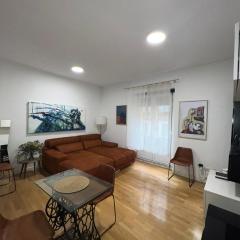 Comfortable flat in Paseo del Prado Atocha-ALMD8